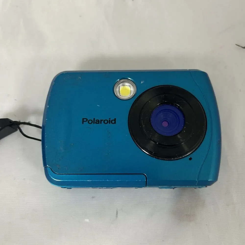 Polaroid IS048 Waterproof 16MP Digital Action Camera Handheld Tested Works